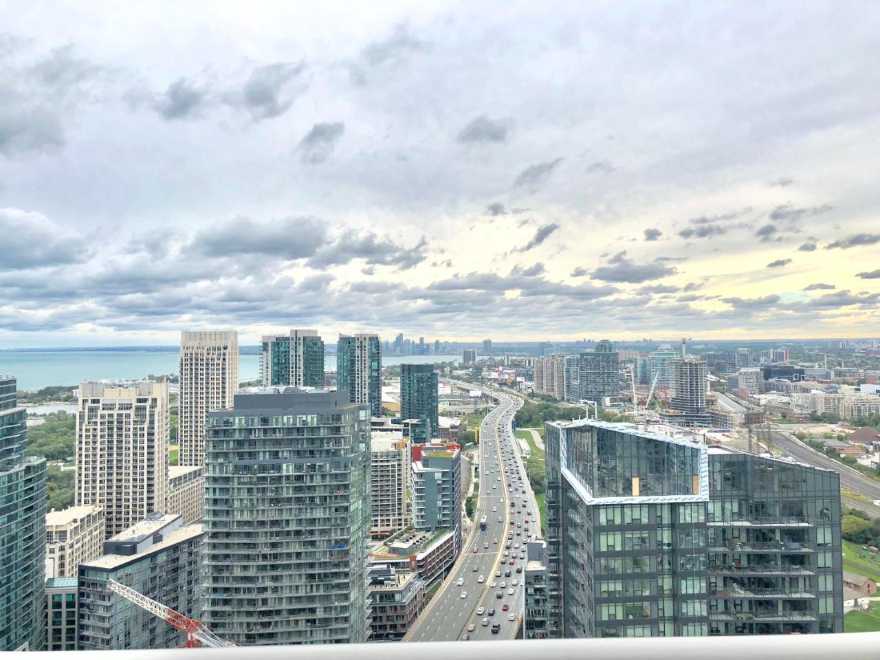Simply Comfort. Amazing Downtown Apartments Toronto Exterior foto